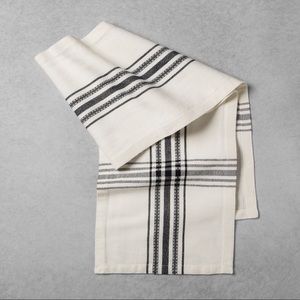 Black and white table runner